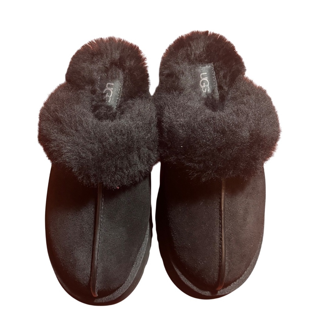 UGG | Classic Black Fuzzy Fur Slippers Shoes Womens Size 8